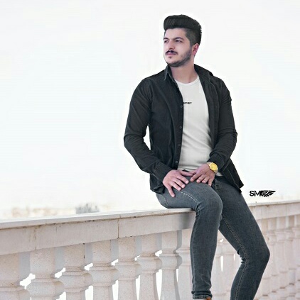  با تو به شکوه زیبایی رسیدم آسمان در عمق چشمت ریشه دارد